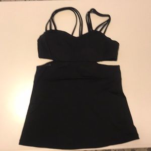 Lululemon Black tank with built in bra size 2
